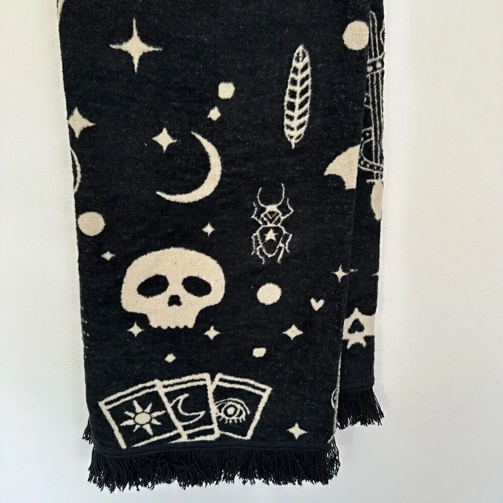 Docofil Halloween Spooky Evil Eye Tarot Selene Goddess Lunar Moon Stars Fringe T